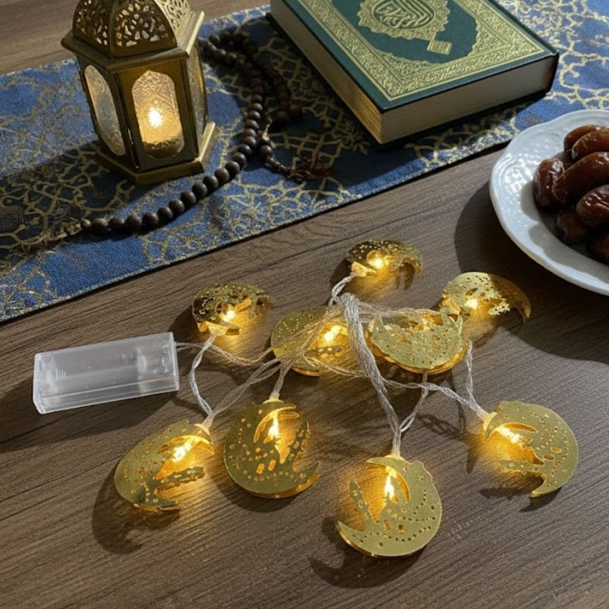 Roichil® 10 Adet Sarkıtlı Ramazan Hilal Üstü Cami Temalı LED Işık – Pilli 2 Metre Ramazan Süsü, İslami Dekorasyon, Ev ve Mekanlar İçin Dekoratif Ortam