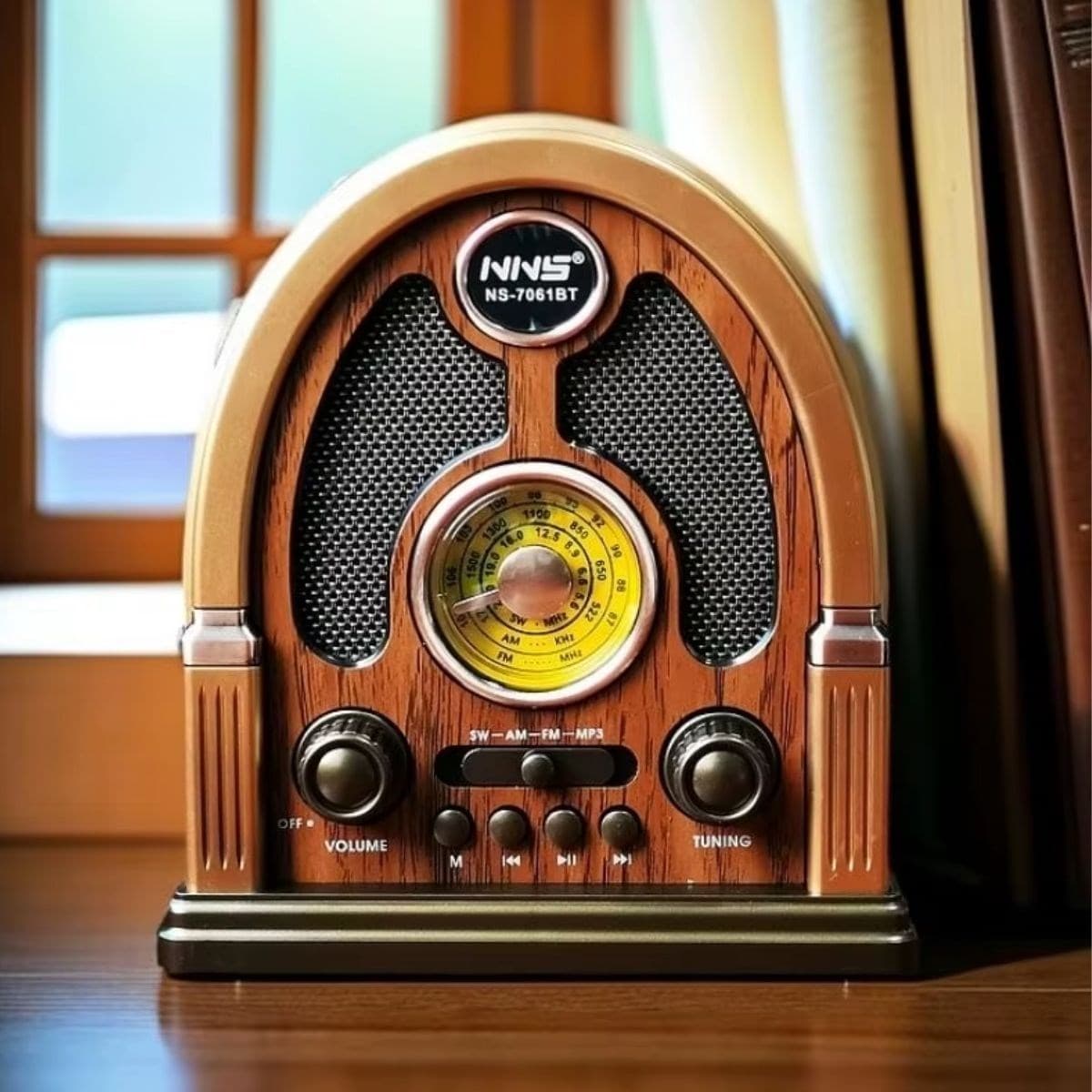 Roichil® Orta Boy Kubbe Model Retro Ahşap Tasarım Bluetooth Hoparlörlü Radyo – FM/AM Destekli, Şarjlı ve Taşınabilir Radyo NS-7061